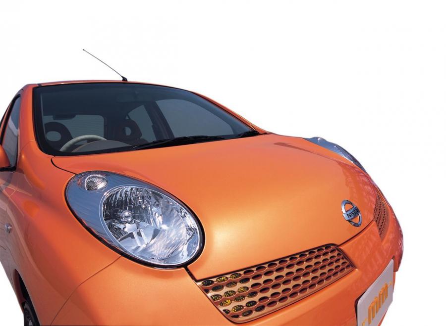  Nissan MM 2001 года  (фото 8 из 9)